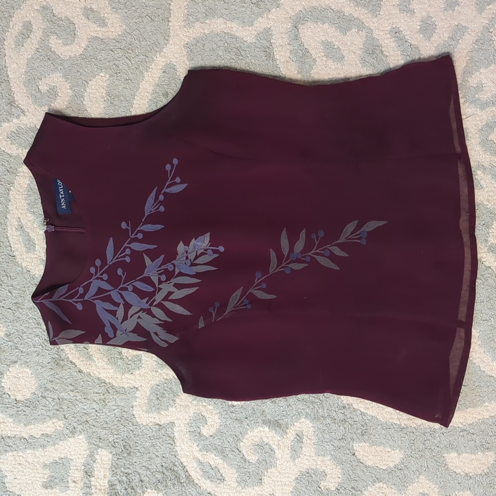 Ann Taylor classy floral blouse